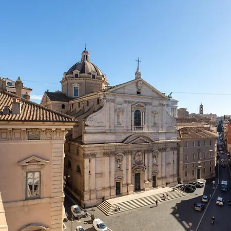 Apartment Iflat Bright And Modern Flat Near The Pantheon Rome